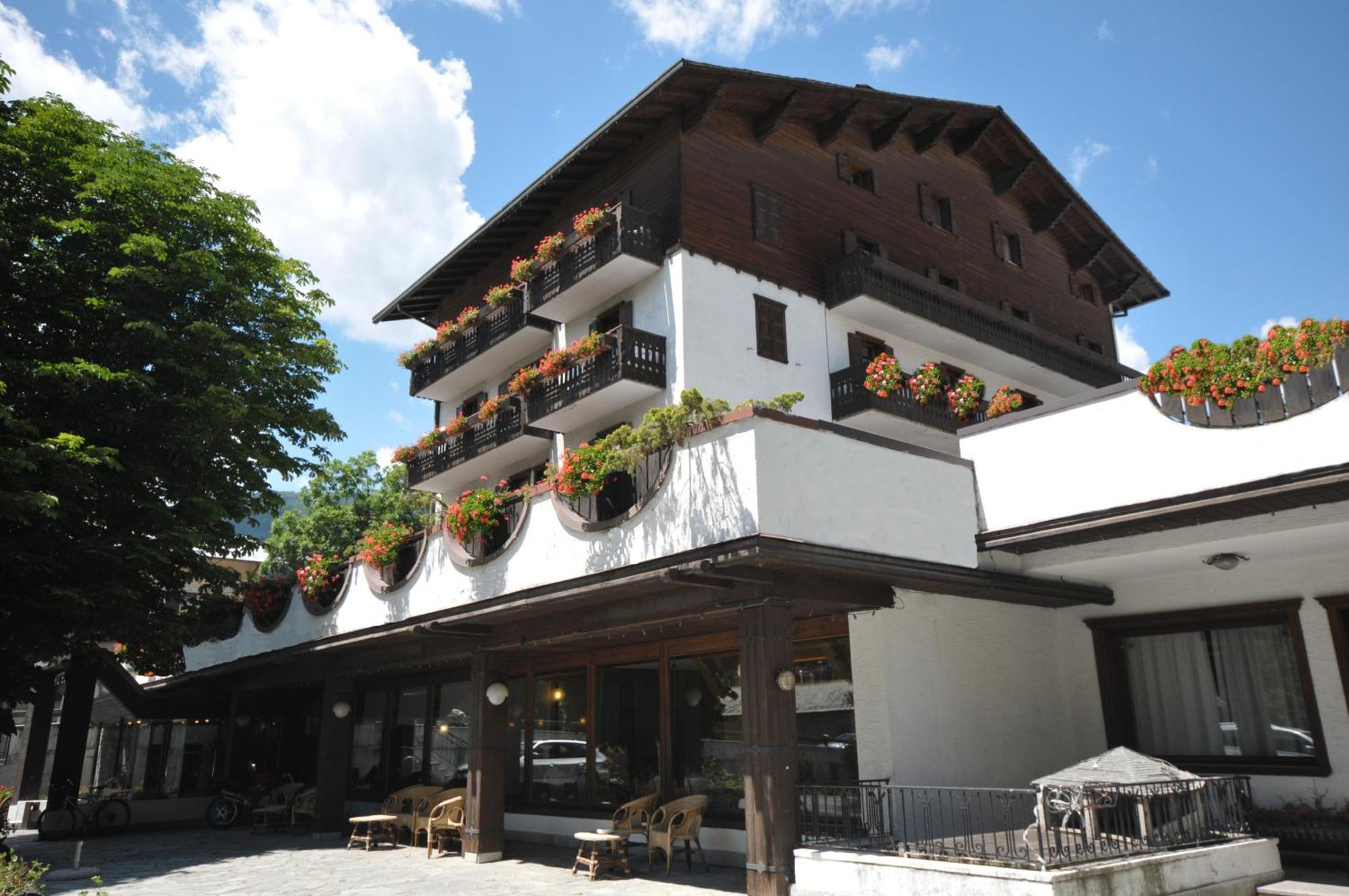 Hotel Nazionale 보르미오 외부 사진